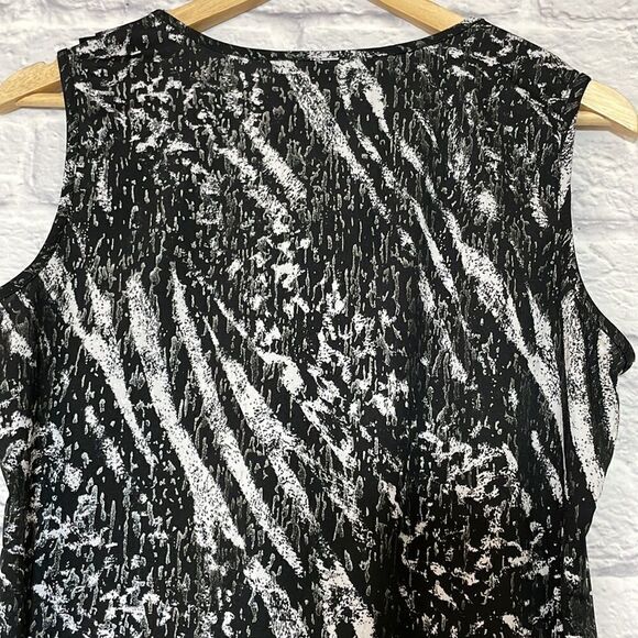Brody Myles Waterfall Ruffle Sleeveless Top Size Unknown - Picture 6 of 8